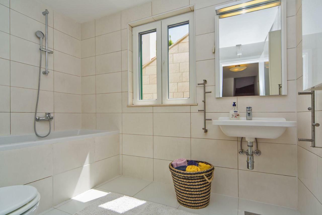 I Sassi Bianchi - West Villa Cavtat Exterior photo